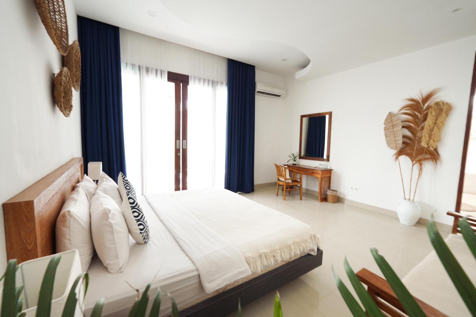 Adara * Uluwatu